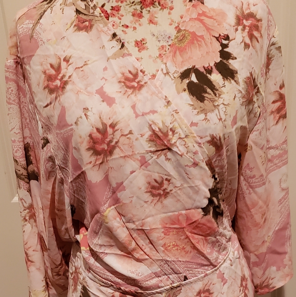 XL NY&CO SOHO Wrap-around Shirt